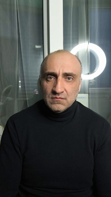 Импульс или действие?
Определись!