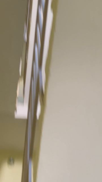 Побег от мужика проник в подьезд