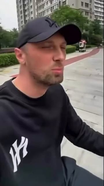 Можно же начинать день с кофе из Здрасте в обед