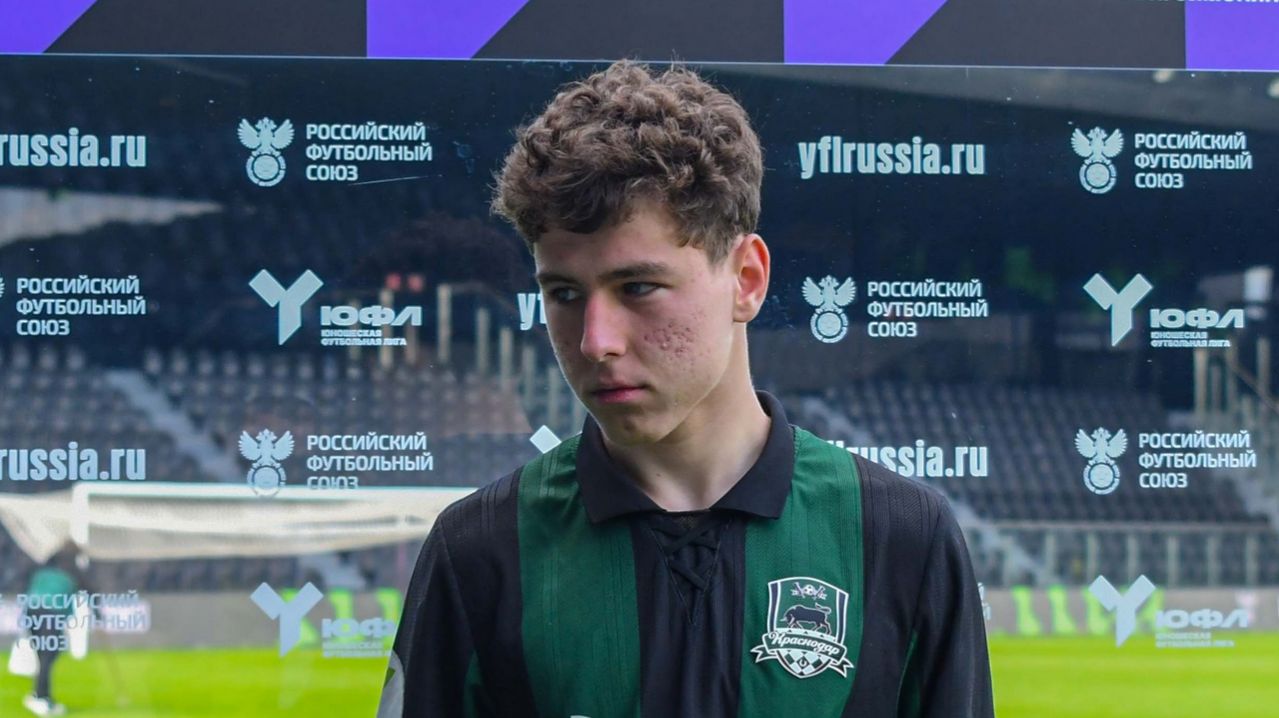 Назар Сидельников: Во втором тайме спокойно довели игру до крупного счёта