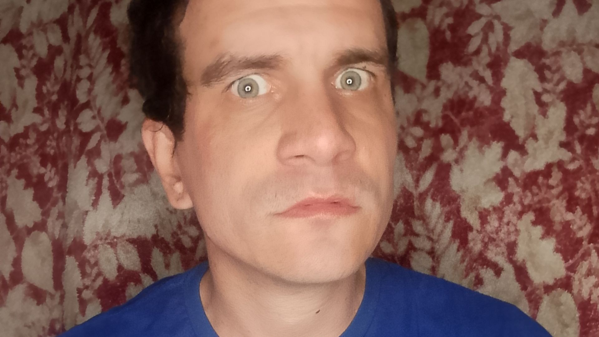 Очень Странный АСМР от Юродивого чудака.