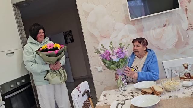 САМВЕЛ АДАМЯН СЫТНИКИ ДЕНЬ РОЖДЕНИЯ БЕЗ ГОСТЕЙ..