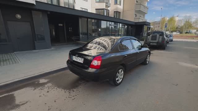 Hyundai Elantra - 395.000