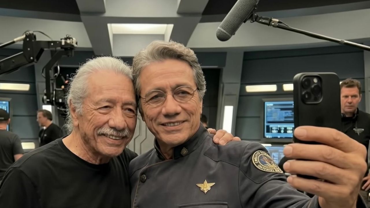 Звёздный крейсер Галактика  Тогда - сейчас  2003 - 2026