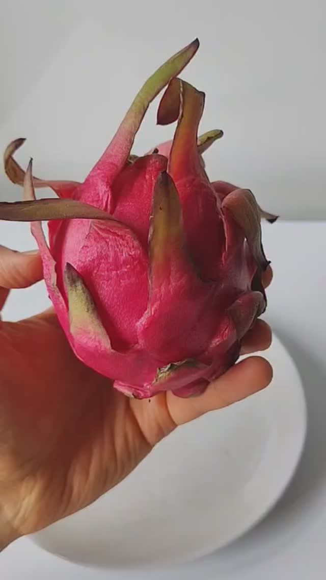 Питахайя драконий фрукт питахайя драконийфрукт фруктымира фрукты фрукторианство веган плоды