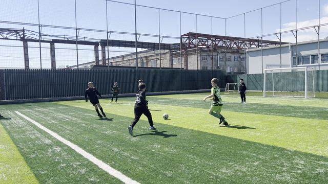 Кубок Дружбы Авангард 2015-2016 г. Таганрог. ФК Тройка -ДФШ Спартак 1516 4:1 25.04.2026 г.