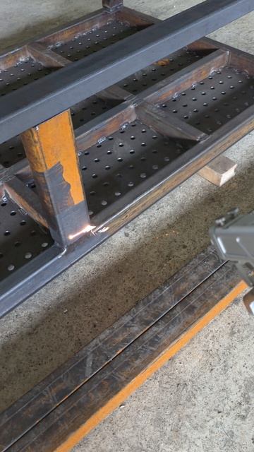 Лазерная чистка любого металла