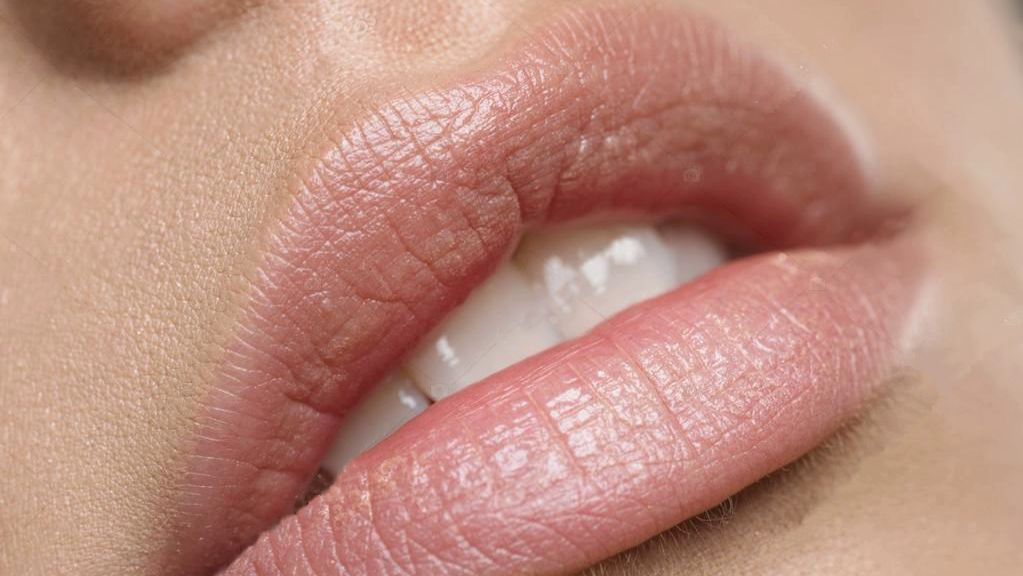 ...зима... - Губы окрашены в алый рассвет..автор ролика Светлый