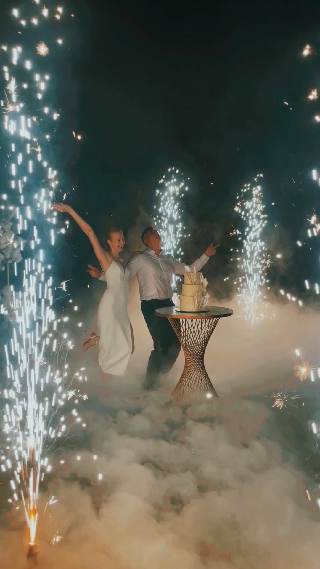 ЯРКИЙ ФИНАЛ СВАДЬБЫ ведущиймосква букетневесты идеинасвадьбу свадьба ведущийнасвадьбу