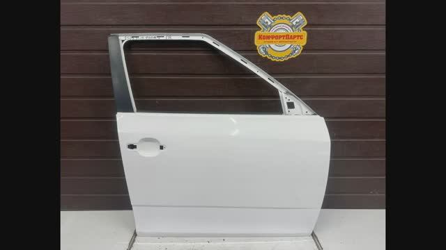 Шкода Фабия 2 5J Дверь передняя правая 5J6831056