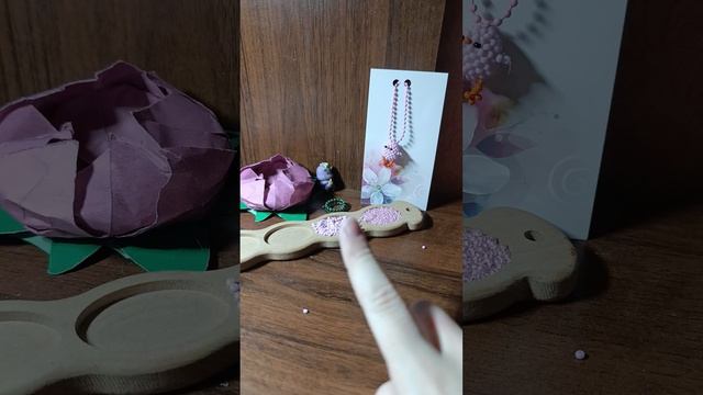 кольцо из бисера с вставками