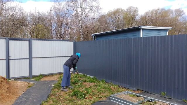 Немного стен и начало огородных работ. Дневник за 25 апреля