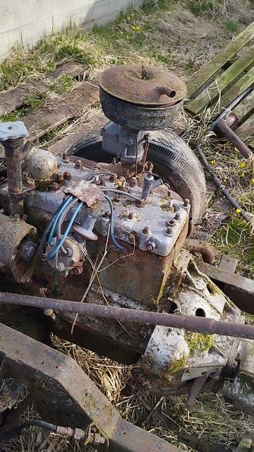 Что за зверь? Непонятная рама от ретро авто. Может кто встречал такую?