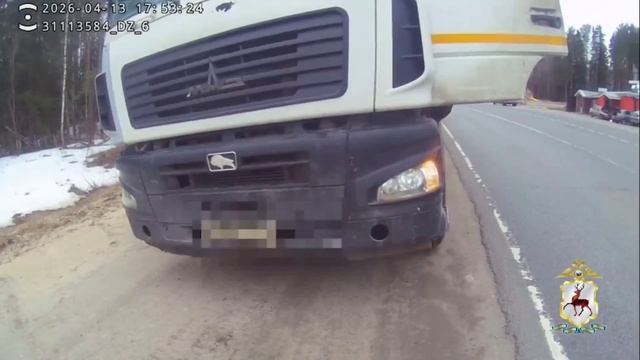 Водитель фуры с откидными номерами может лишиться прав на полтора года