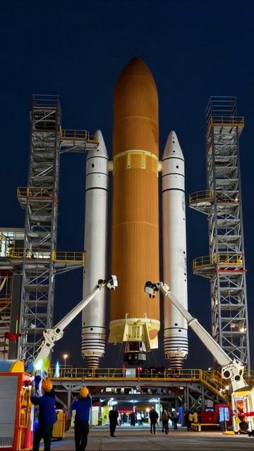 Запуск ракеты: Эпичные моменты в космосе космос ракета наука