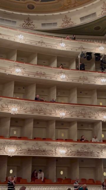 Императорские интерьеры я Михайловского театра в Санкт-Петербурге