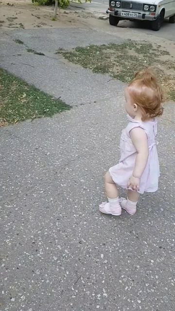 Внучка София и я