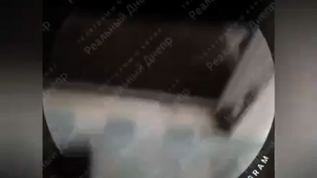 Днепропетровск в огне пожаров после атаки 

Среди поражённых объектов - предприятие