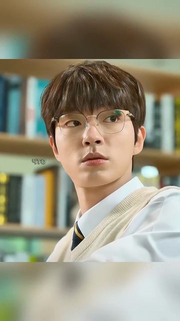  Я влюбилась в лучшего ученика моего класса