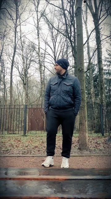 Показываю как надо танцевать под мои треки: