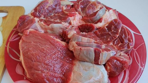 Как приготовить самую дешевую часть говядины: голяшка в скороварке🥩
