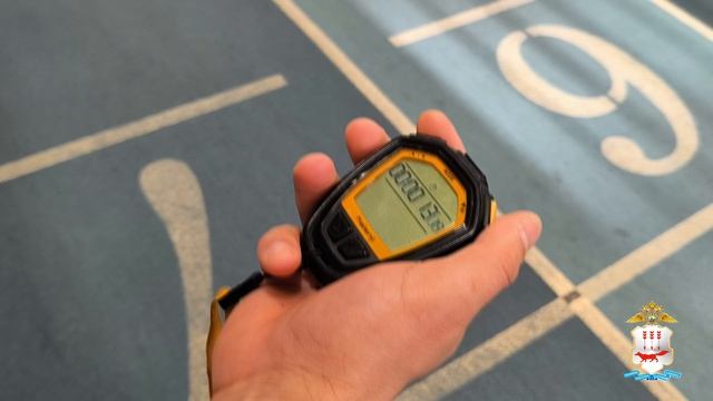 Будущие курсанты профильных вузов системы МВД России сдали нормативы по физической подготовке