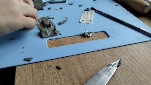 превращение пластилина в мини джип.