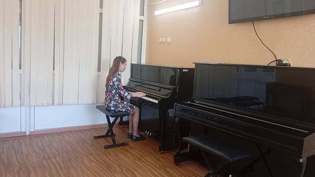 Кузнецова Софья, Гайрос О. Фантастическая пьеса. Преп. Андреева Т.М..mp4