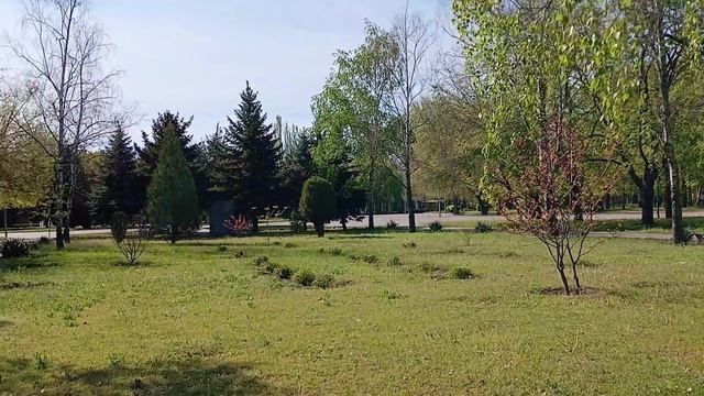 АЛЛЕЯ ПАМЯТИ МЕЛИТОПОЛЬСКИМ ВОИНАМ-ИНТЕРНАЦИОНАЛИСТАМ, ИСПОЛНЯВШИМ ДОЛГ В РЕСПУБЛИКЕ АФГАНИСТАН