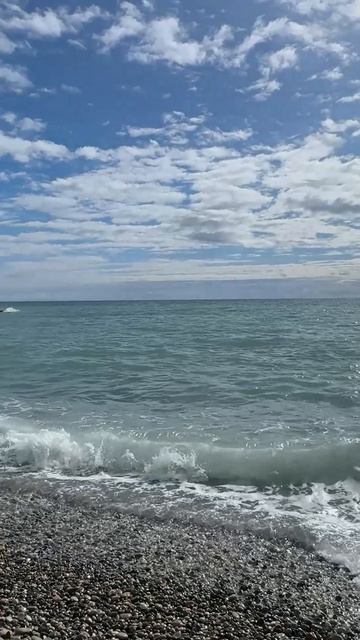 Зимнее море в Гаграх!
