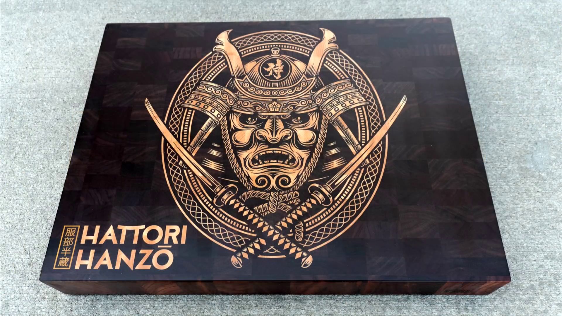 Разделочная доска Hattori Hanzo #1, Инкрустация на станке с ЧПУ