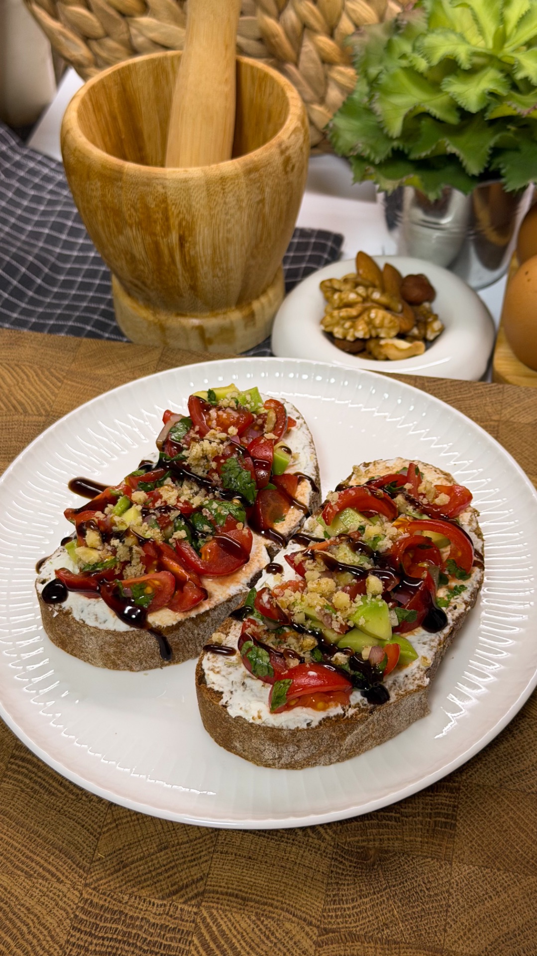 Брускетты на завтрак 🥑🍅