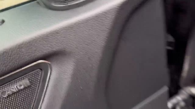 Video_13370719821771