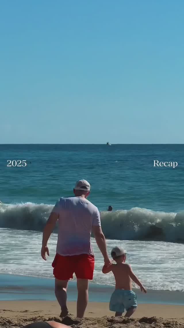2026 год принесет нам только лучшее! Желаем всем волшебства! #жизньуморя # #мамавдекрете #младенец
