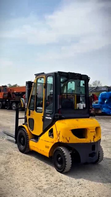 ВИЛОЧНЫЙ ПОГРУЗЧИК KOMATSU FD 20 в свободной продаже во Владивостоке‼️