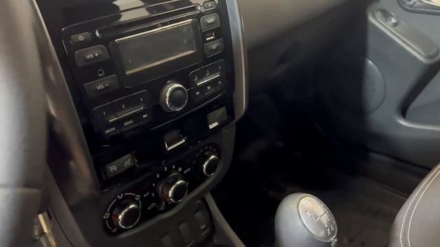 Renault Duster 2015 коричневый