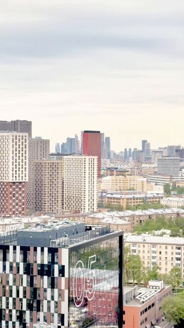 ПРОДАНО! Студия в Доме Достижении. 24.5 метра. 2 окна