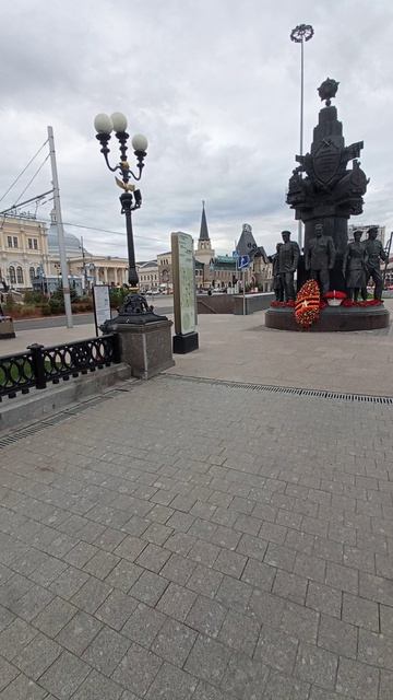 Площадь трёх вокзалов. Москва
