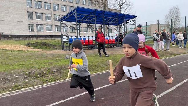 В Коноше состоялась традиционная легкоатлетическая эстафета «Малышок».