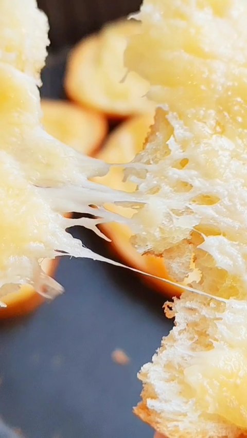 Горячие бутерброды с сыром в духовке к чаю🧀