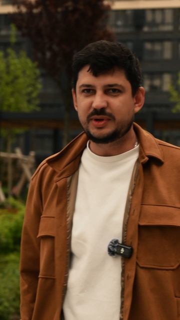 Откуда у нее в 23 года деньги на покупку квартиры?😱