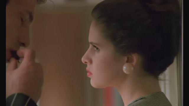 С такими СИСЬКАМИ ты можешь всего добиться | Сцена из фильма Паприка (1991)