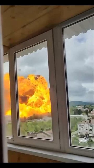 Взрыв газа на заправке.