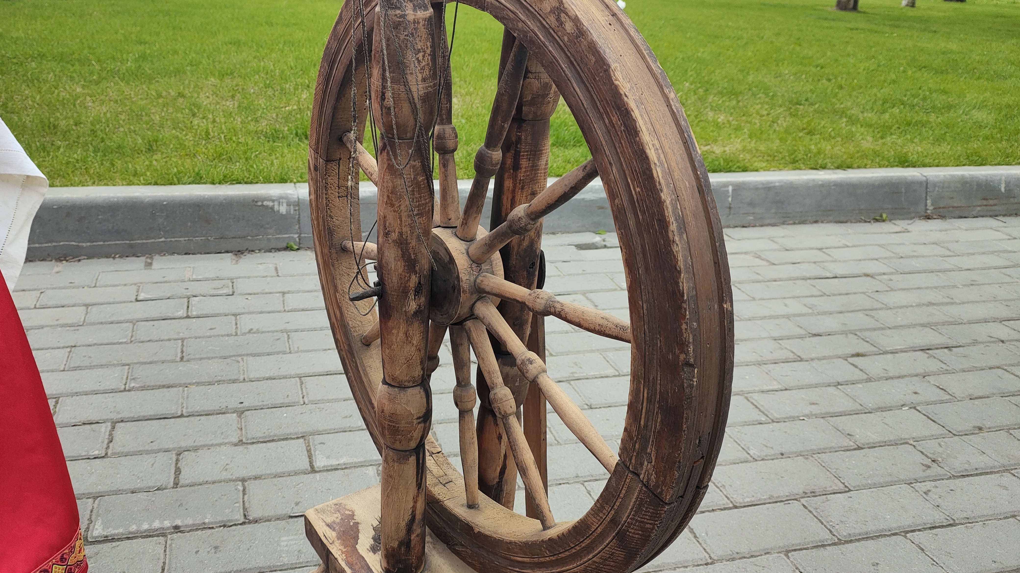 Потрясающий праздник на набережной.