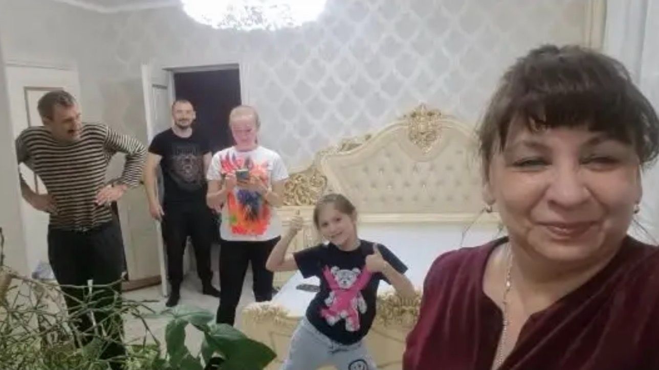 Нашлась пропажа. Приехали дети. Собираем мебель. Вот так сюрприз.