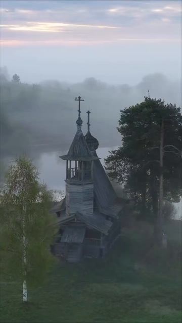 СКРОМНОЕ УКРАШЕНИЕ КЕНОЗЕРЬЯ
