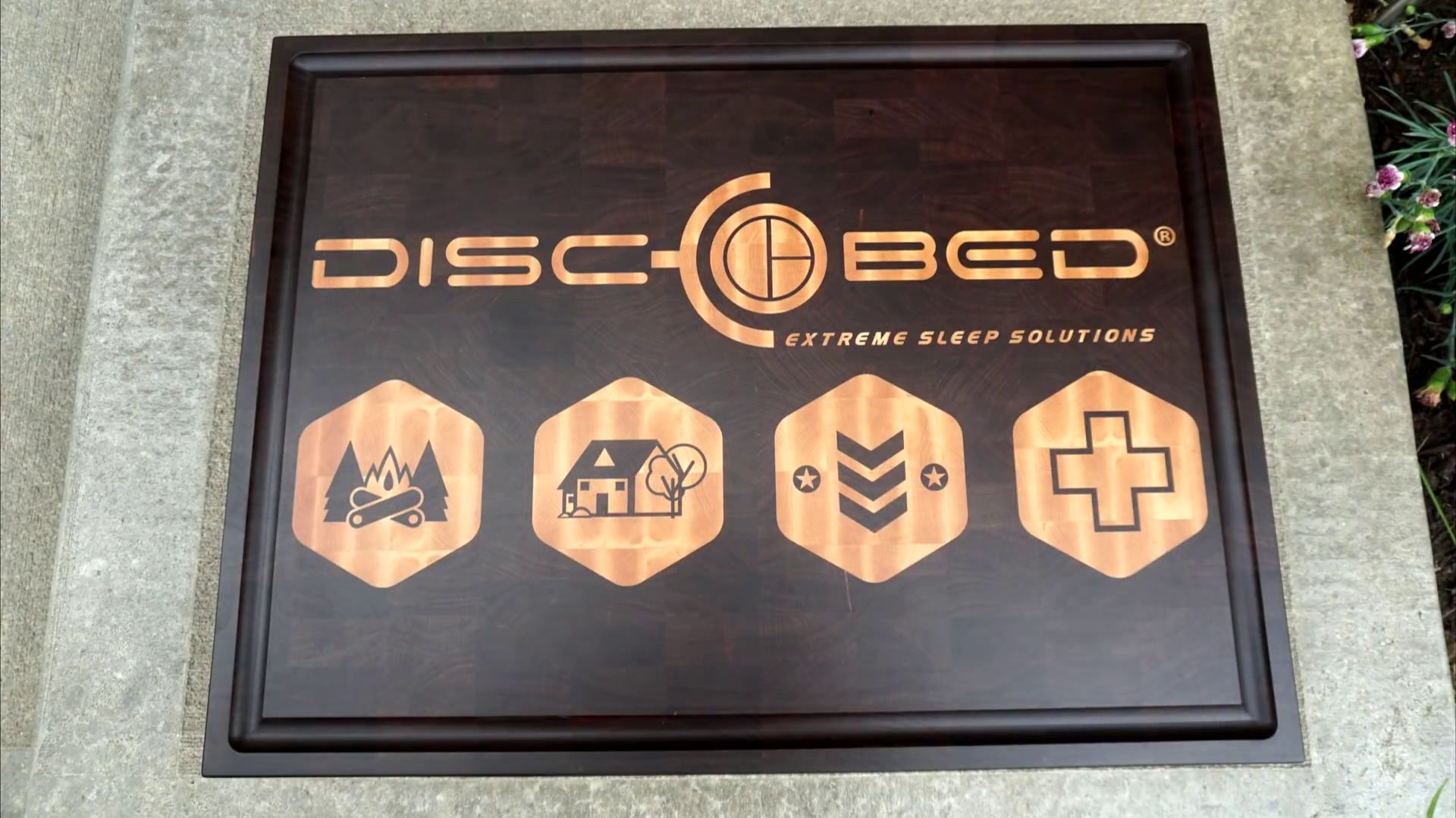 Разделочная доска Disc-O-Bed. Инкрустация на станке с ЧПУ.