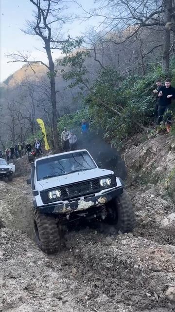 Nissan Potrol #automobile #4x4 #motosport #toyota #shorts #sports #strong