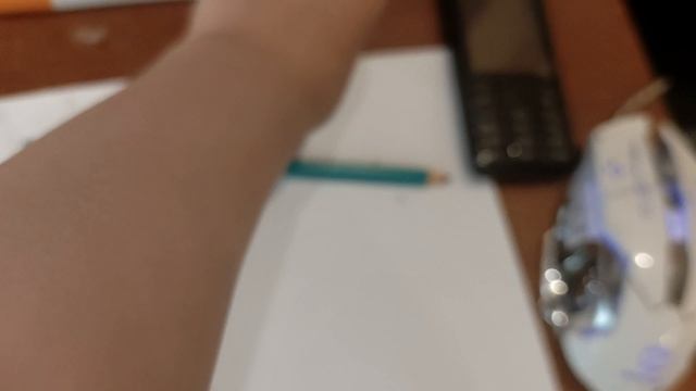 Рисую арт на конкурс Росянке и у меня пока тут... вот это