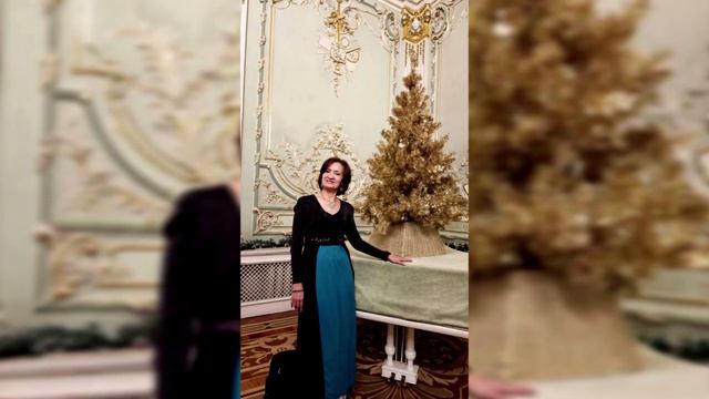 ОДНОКЛАССНИЦЕ ГАЛИНЕ МУХАМЕДОВОЙ (РИЗАЕВОЙ) ПОСВЯЩАЕТСЯ